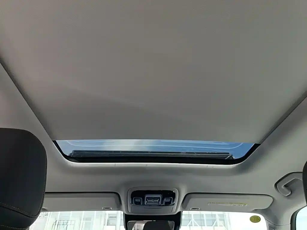 Beijing BJ40 2026 2.0T Gasoline Standard Edition — миниатюра 18