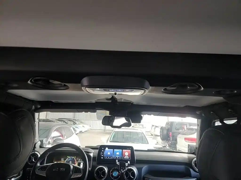 Beijing BJ40 2021 2.0T Automatic 4WD Rally Champion Edition — миниатюра 18