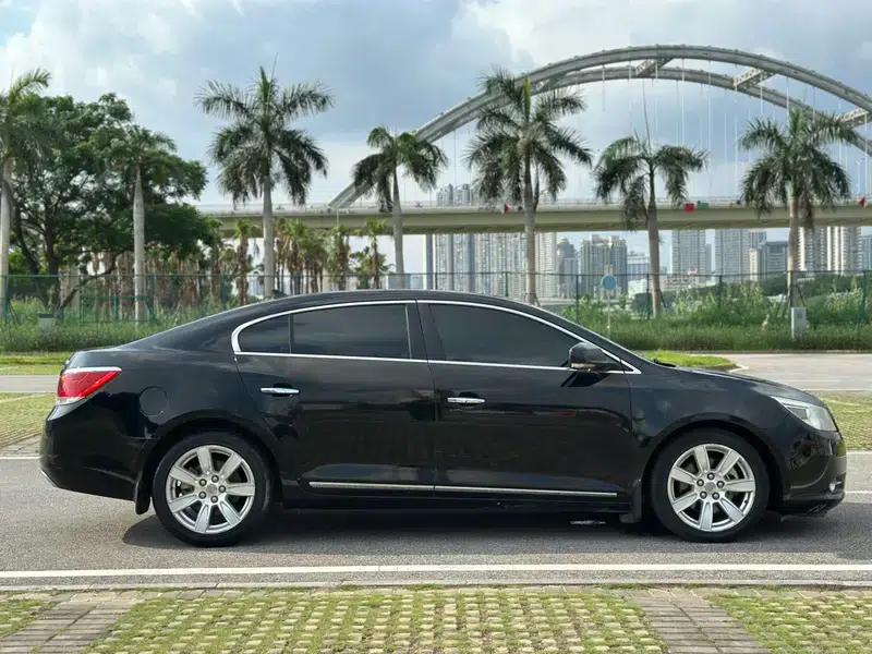 Buick LaCrosse 2013 2.0T SIDI Elite Technology Edition — миниатюра 8