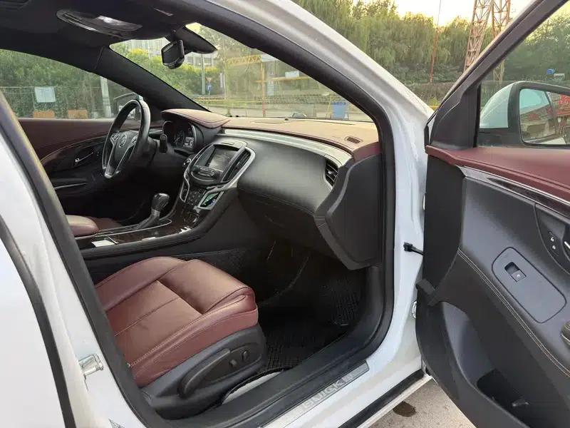 Buick LaCrosse 2013 2.0T SIDI Elite Technology Edition — миниатюра 8