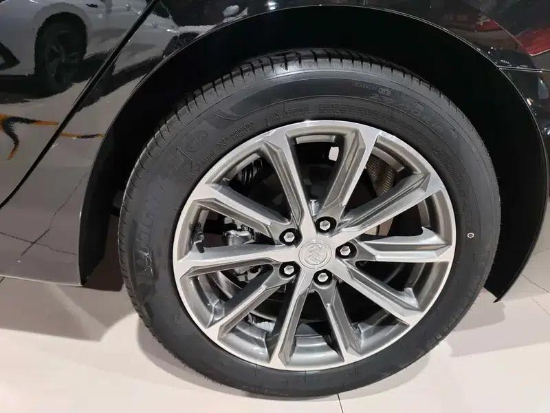 Buick LaCrosse 2022 652T Luxury Edition — миниатюра 4