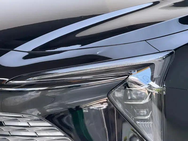 Buick LaCrosse 2023 25T CVT Exceeding Edition — миниатюра 12