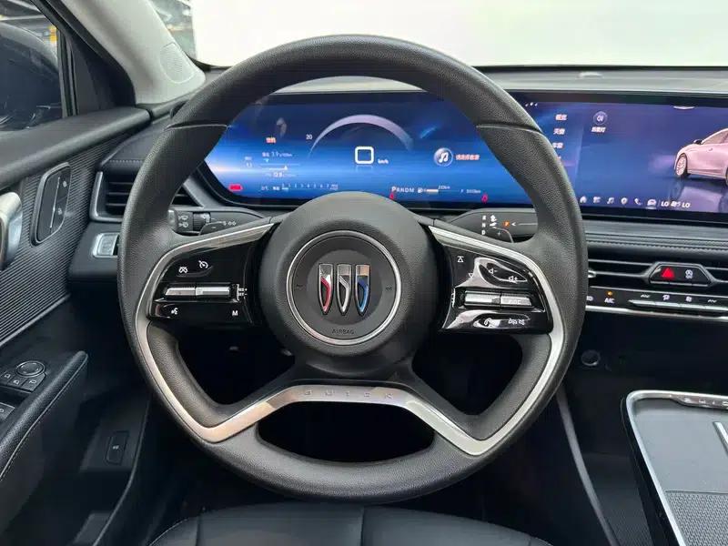 Buick LaCrosse 2023 25T CVT Exceeding Edition — миниатюра 16