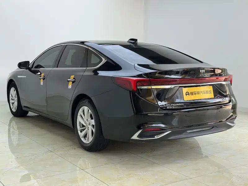 Buick LaCrosse 2023 25T CVT Exceeding Edition — миниатюра 5