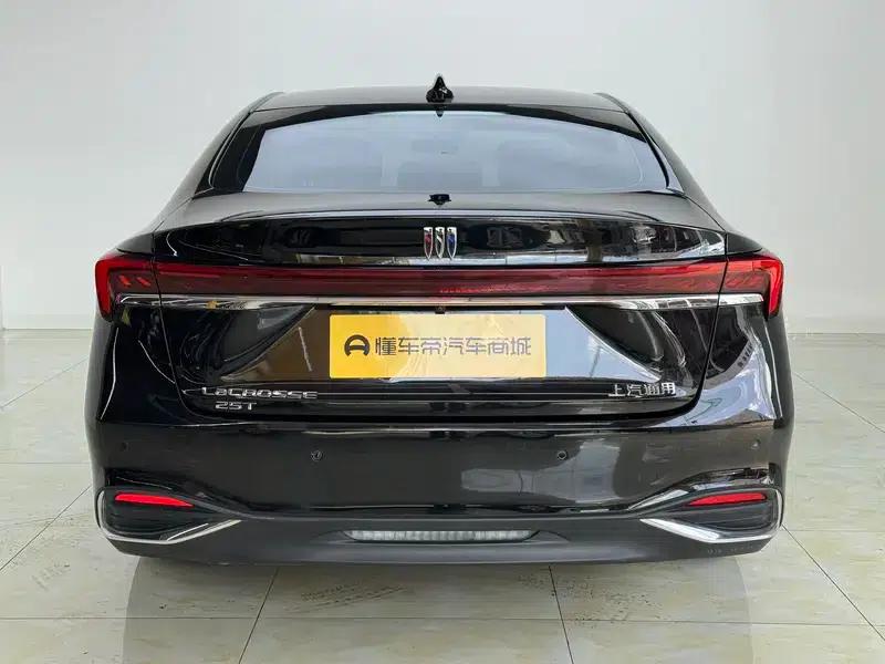Buick LaCrosse 2023 25T CVT Exceeding Edition — миниатюра 6