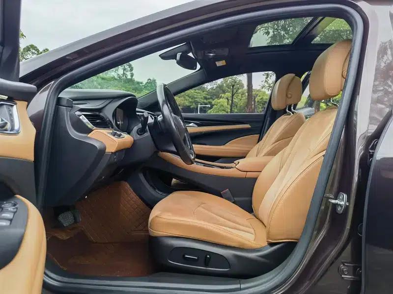 Buick LaCrosse 2018 28T Elite — миниатюра 11
