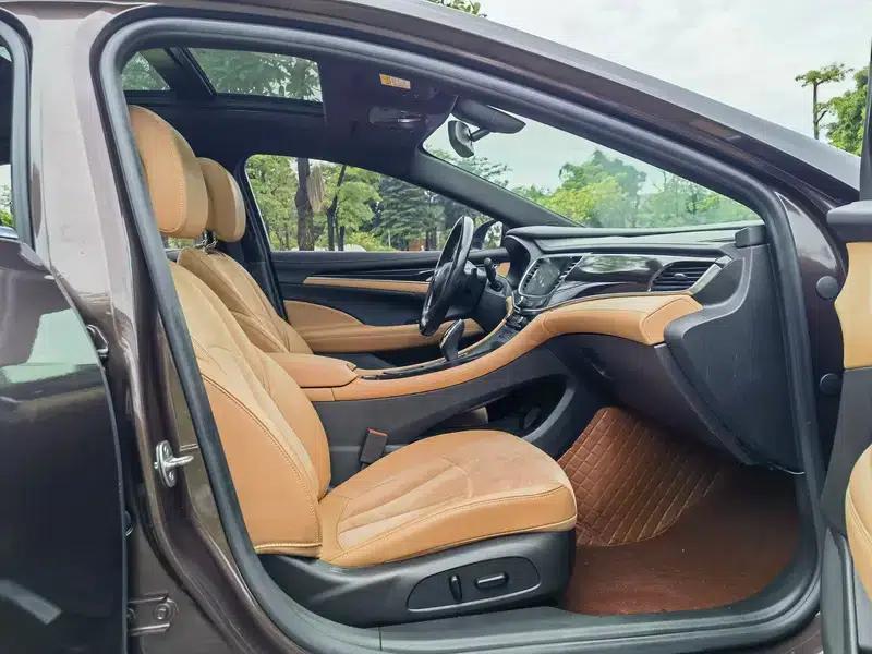 Buick LaCrosse 2018 28T Elite — миниатюра 14