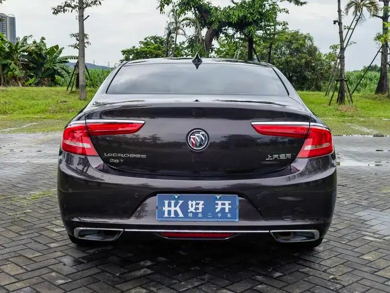 Buick LaCrosse 2018 28T Elite — миниатюра 6
