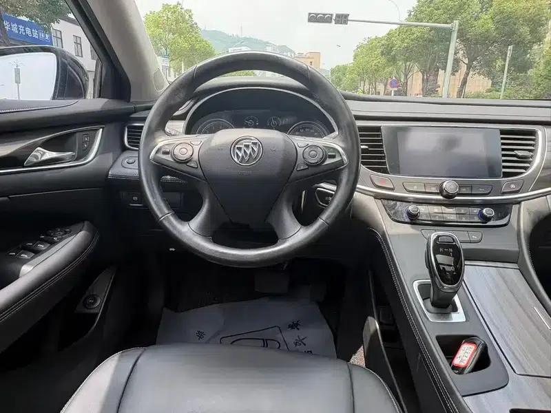 Buick LaCrosse 2016 20T Elite — миниатюра 11