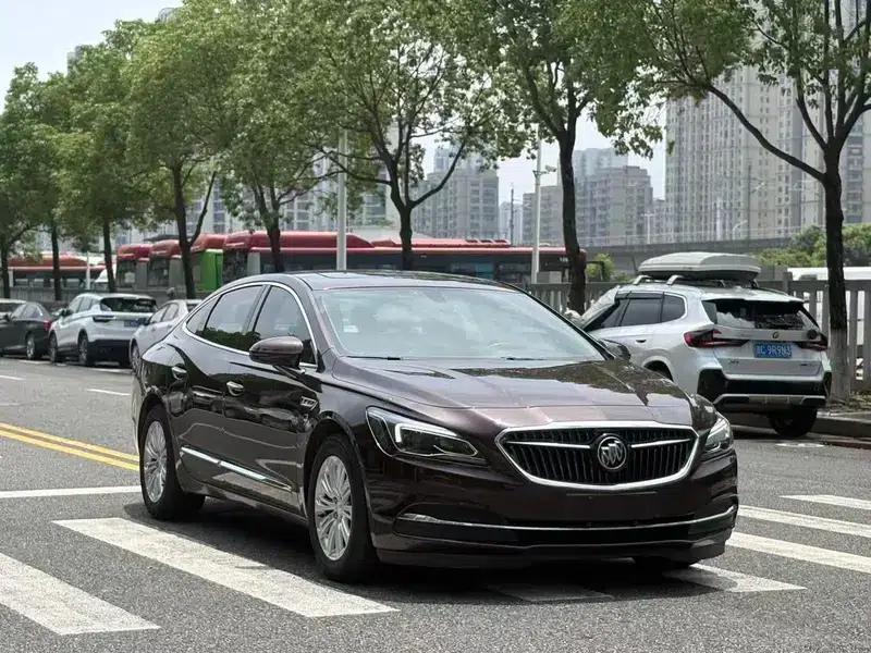 Buick LaCrosse 2016 20T Elite — миниатюра 3