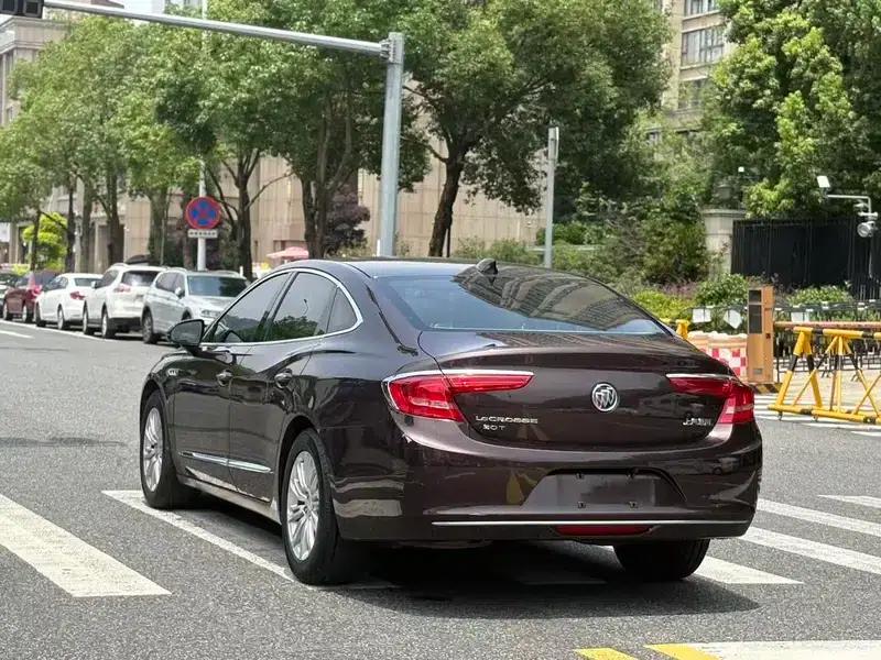 Buick LaCrosse 2016 20T Elite — миниатюра 5