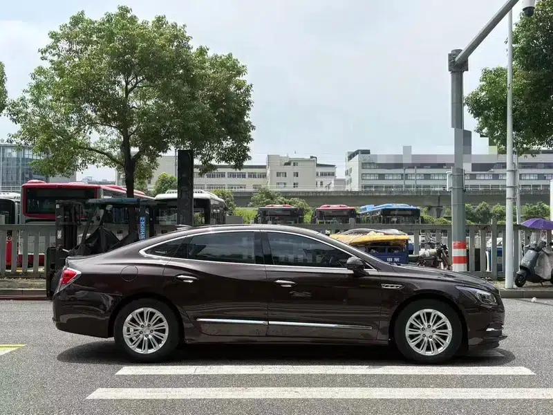 Buick LaCrosse 2016 20T Elite — миниатюра 8