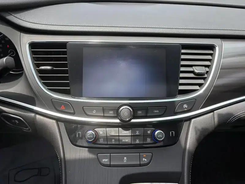 Buick LaCrosse 2016 20T Elite — миниатюра 9
