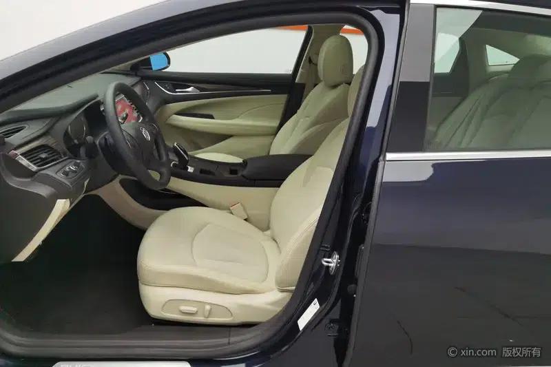 Buick LaCrosse 2019 28T Elite — миниатюра 17