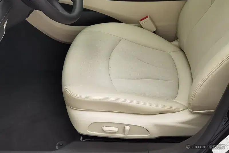 Buick LaCrosse 2019 28T Elite — миниатюра 18