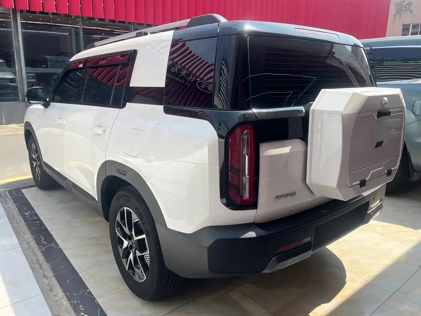 Beijing BJ30 2024 1.5T Light Off-Road Air Edition — миниатюра 16