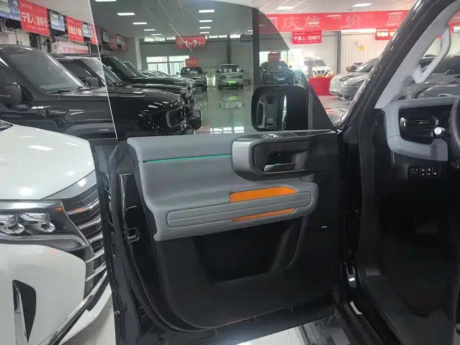 Beijing BJ40 Range Extender 2025 Standard Edition — миниатюра 7