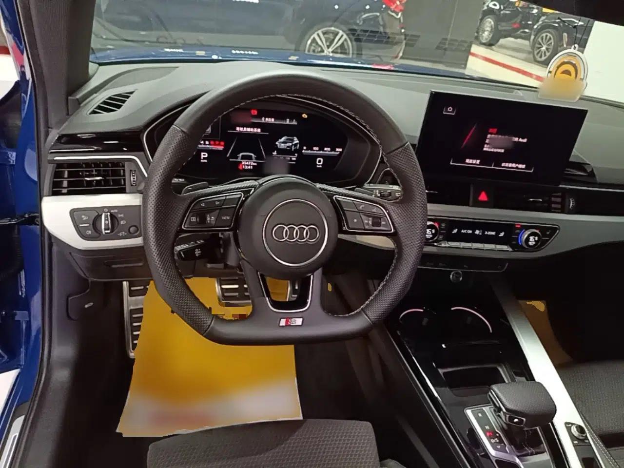 Audi A4 2022 Avant 40 TFSI Luxury Dynamic Model — миниатюра 13