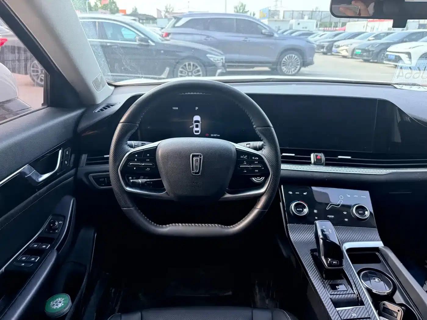 Bestune B70 2023 Model, Third Generation, 1.5T Automatic Enjoyment Edition — миниатюра 8