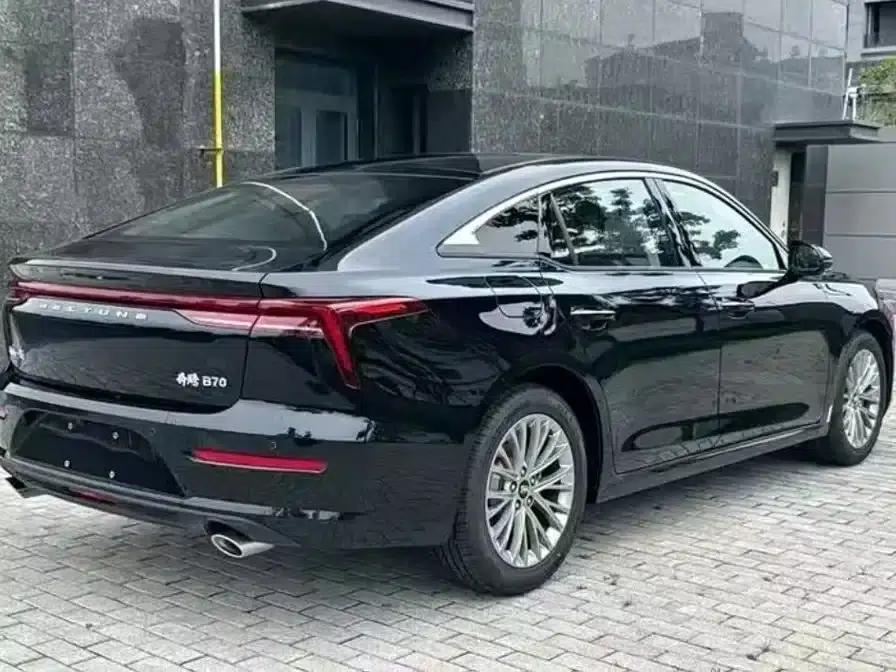 Bestune B70 2023 Third Generation 1.5T Automatic Enjoyment Edition 70th Anniversary Edition — миниатюра 7