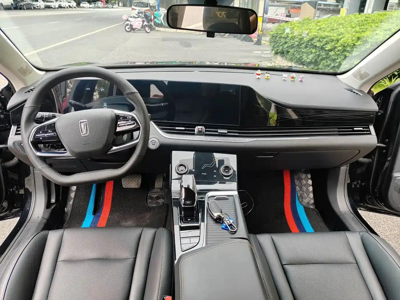 Bestune B70 2023 Model, Third Generation, 1.5T Automatic Enjoyment Edition — миниатюра 8