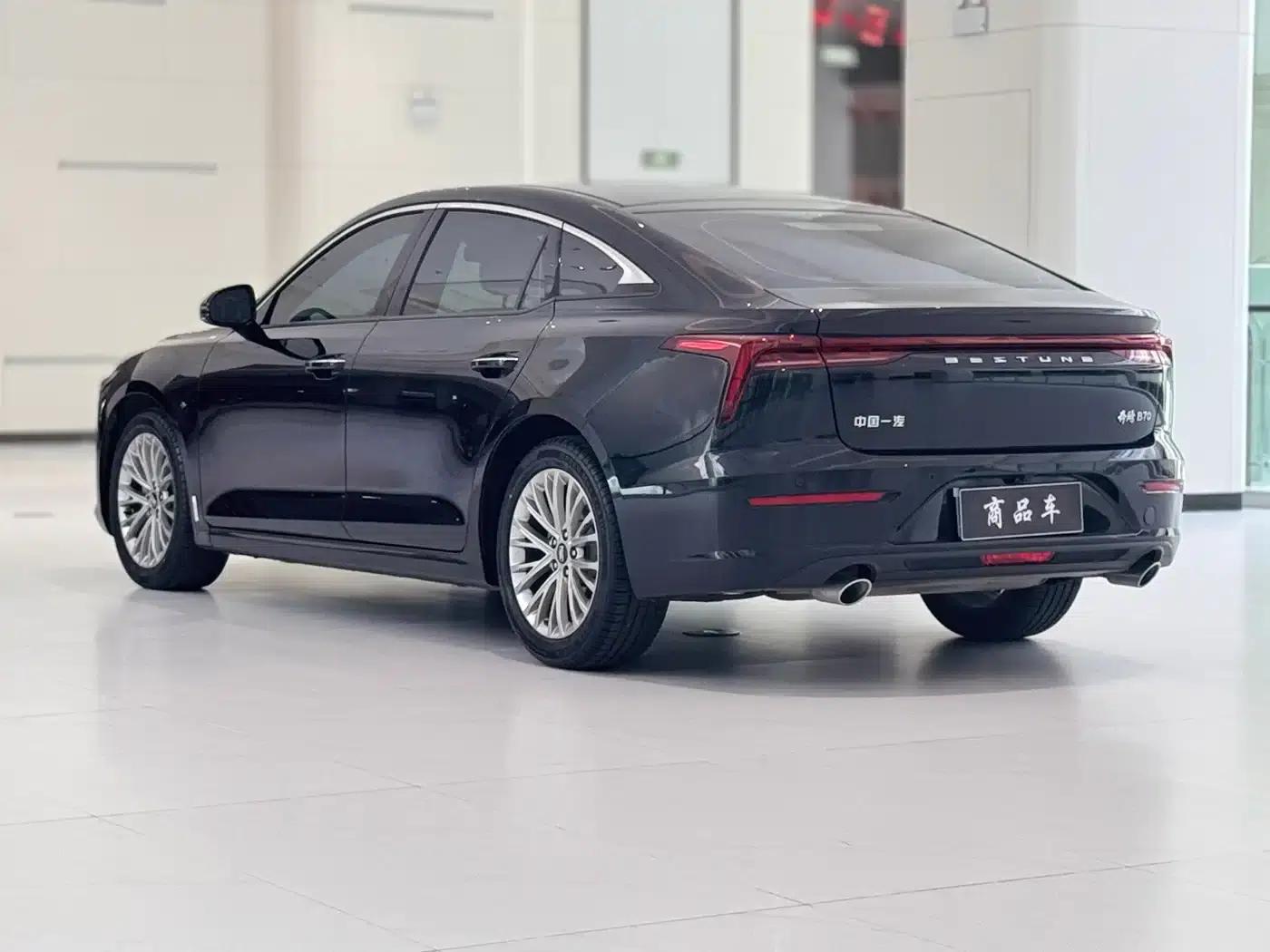 Bestune B70 2023 Third Generation 1.5T Automatic Enjoyment Edition 70th Anniversary Edition — миниатюра 7