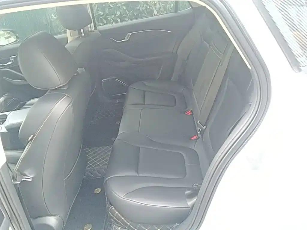 Bestune B70 2022 Model, Third Generation, 1.5T Automatic Premium Edition — миниатюра 17