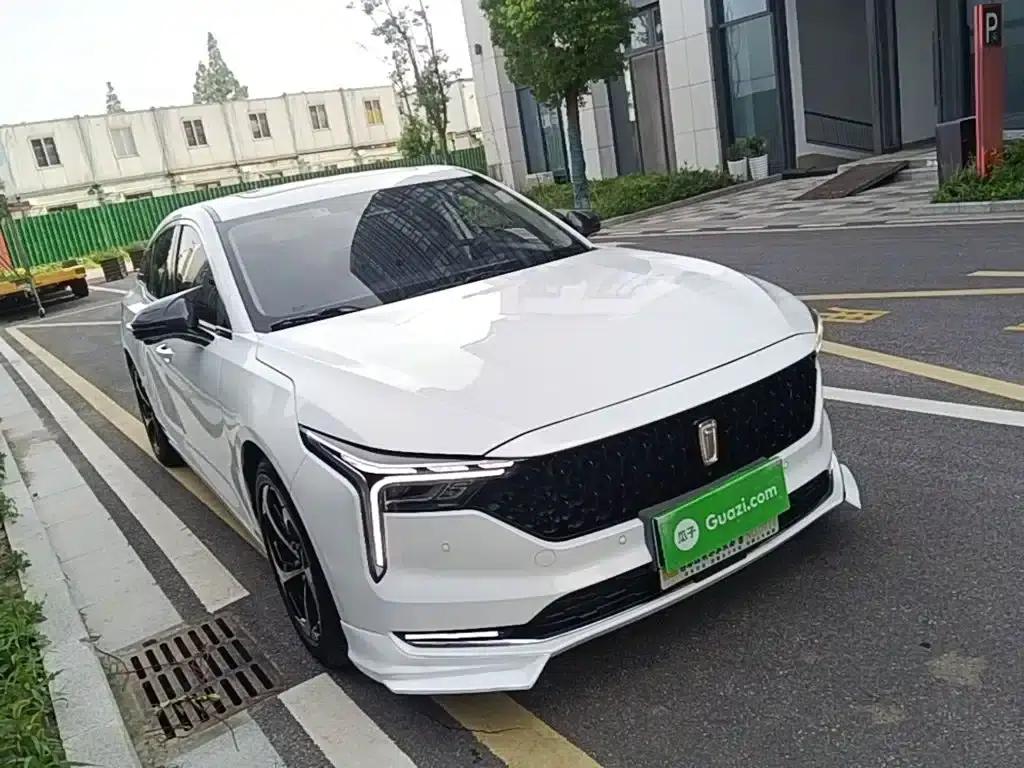 Bestune B70 2022 Model, Third Generation, 1.5T Automatic Premium Edition — миниатюра 4
