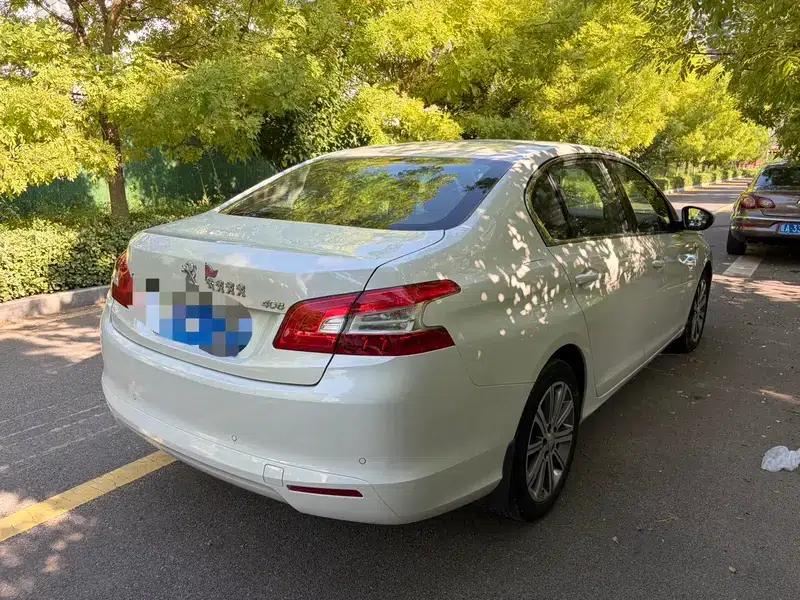 Peugeot 408 2015 1.2T Automatic Luxury Edition — миниатюра 5
