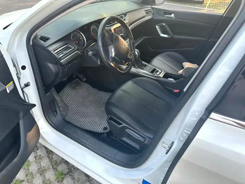 Peugeot 408 2016 1.6T Automatic Luxury Edition — миниатюра 8