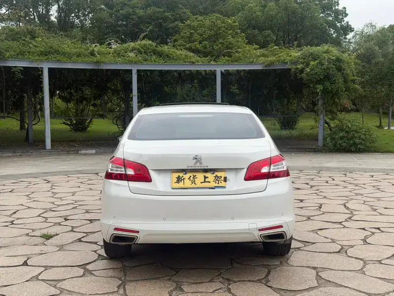 Peugeot 408 2014 1.6T Automatic Supreme Edition — миниатюра 6