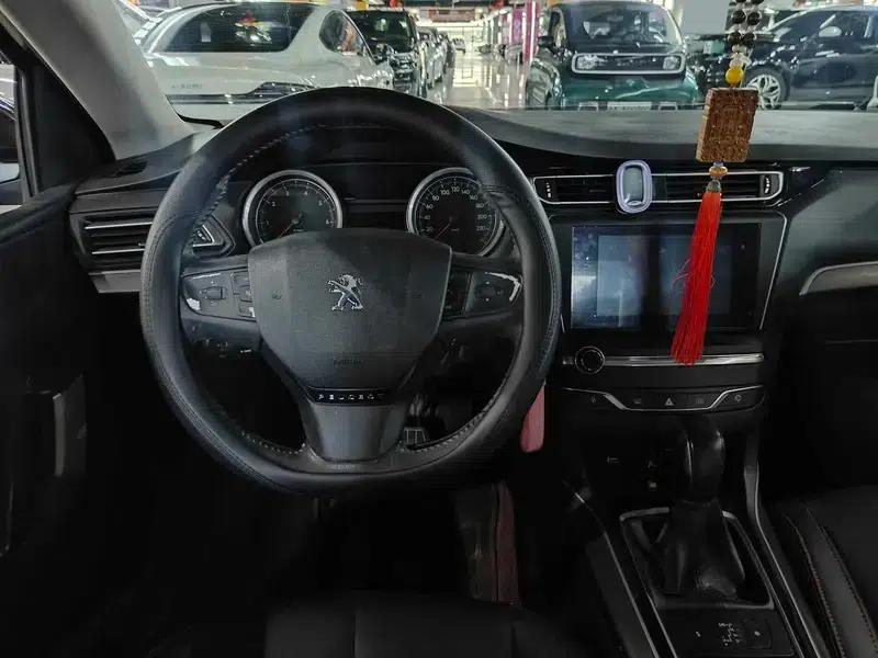 Peugeot 408 2014 1.8L Automatic Luxury Edition — миниатюра 7