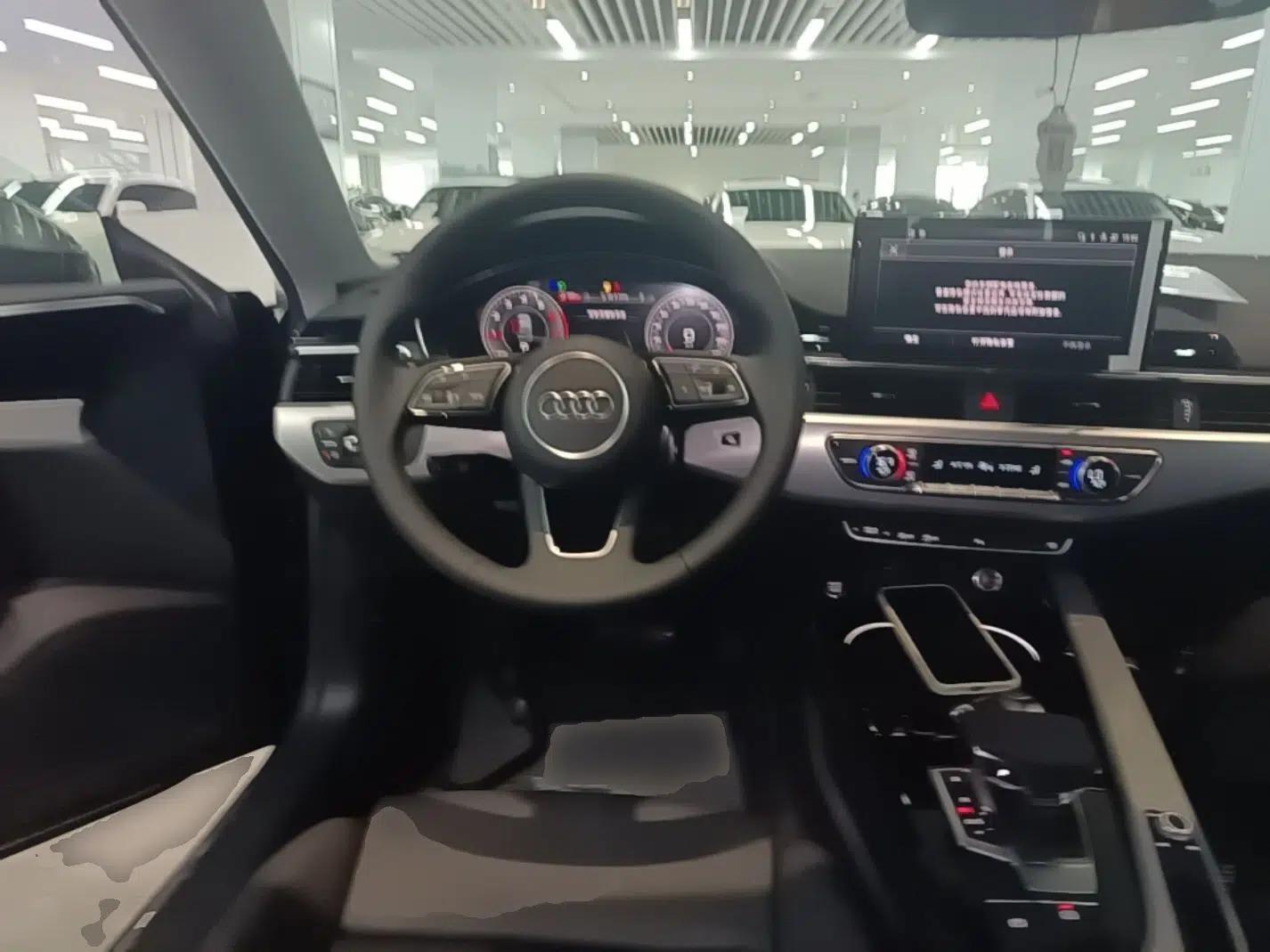 Audi A5 2023 Sportback 40 TFSI Fashionable and Dynamic Model — миниатюра 13