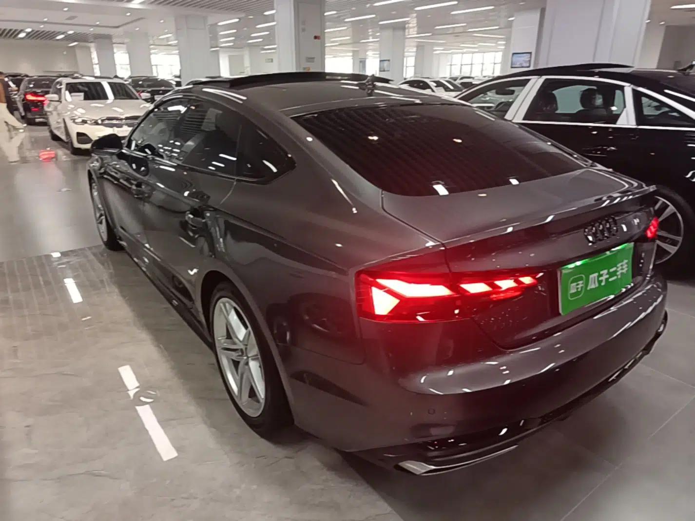 Audi A5 2023 Sportback 40 TFSI Fashionable and Dynamic Model — миниатюра 4