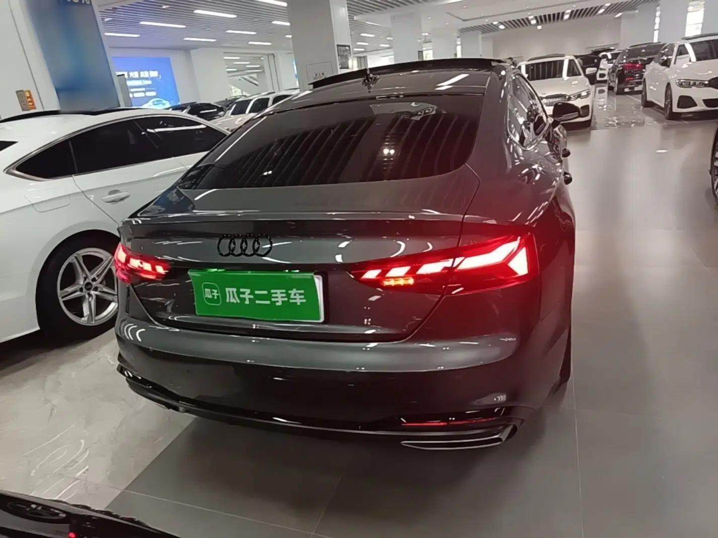 Audi A5 2023 Sportback 40 TFSI Fashionable and Dynamic Model — миниатюра 5