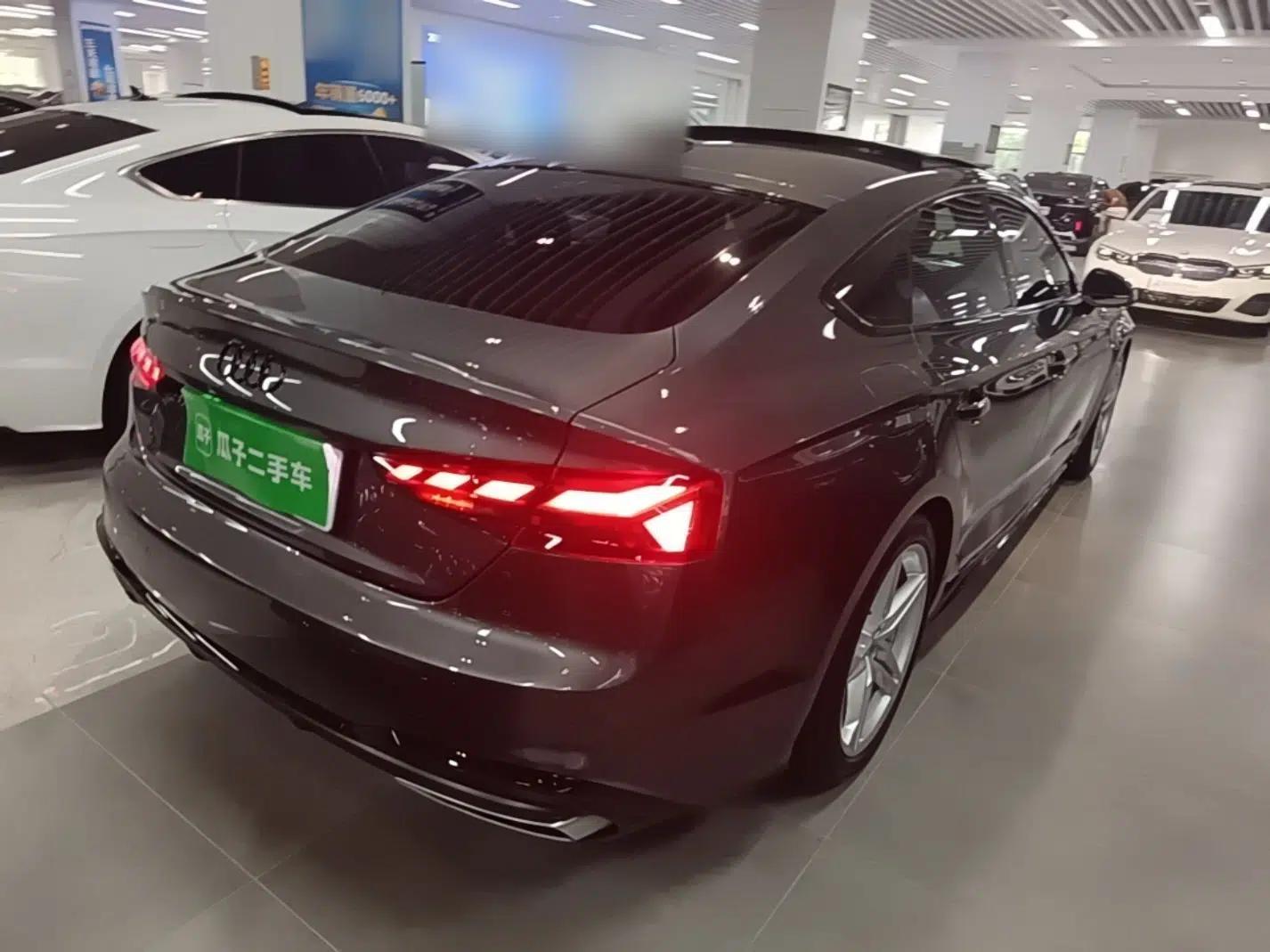 Audi A5 2023 Sportback 40 TFSI Fashionable and Dynamic Model — миниатюра 6