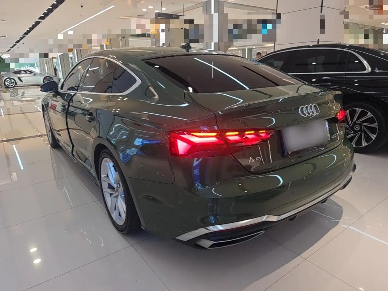 Audi A5 2023 Sportback 40 TFSI Fashionable and Dynamic Model — миниатюра 4