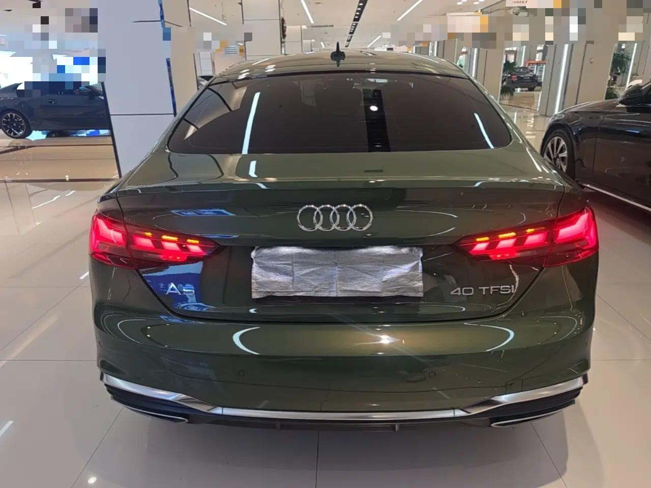 Audi A5 2023 Sportback 40 TFSI Fashionable and Dynamic Model — миниатюра 5