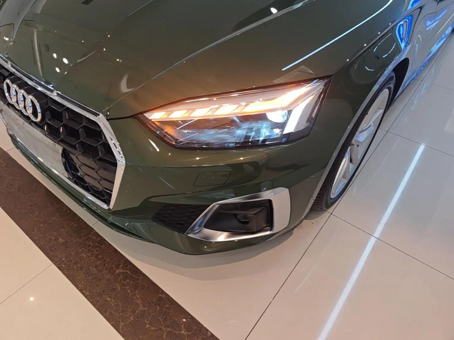 Audi A5 2023 Sportback 40 TFSI Fashionable and Dynamic Model — миниатюра 8