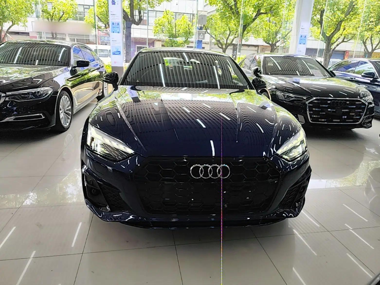 Audi A5 2023 Sportback 40 TFSI Fashionable and Dynamic Model — миниатюра 2