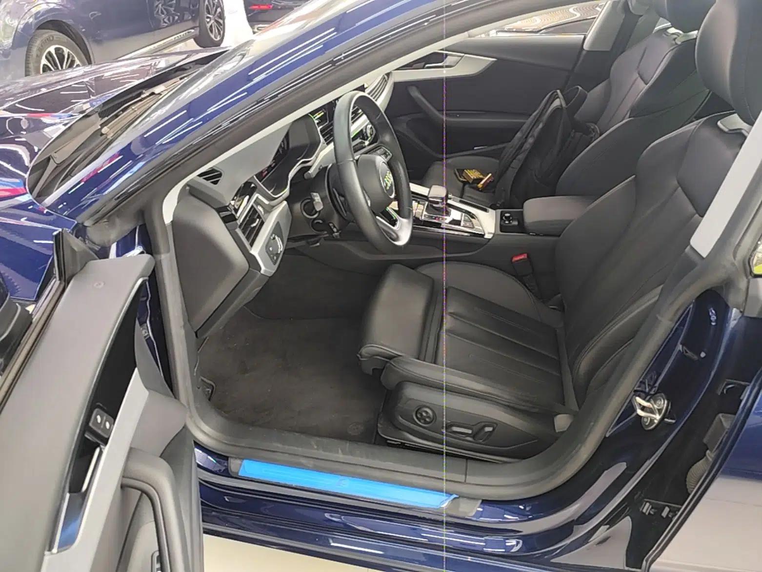 Audi A5 2023 Sportback 40 TFSI Fashionable and Dynamic Model — миниатюра 23