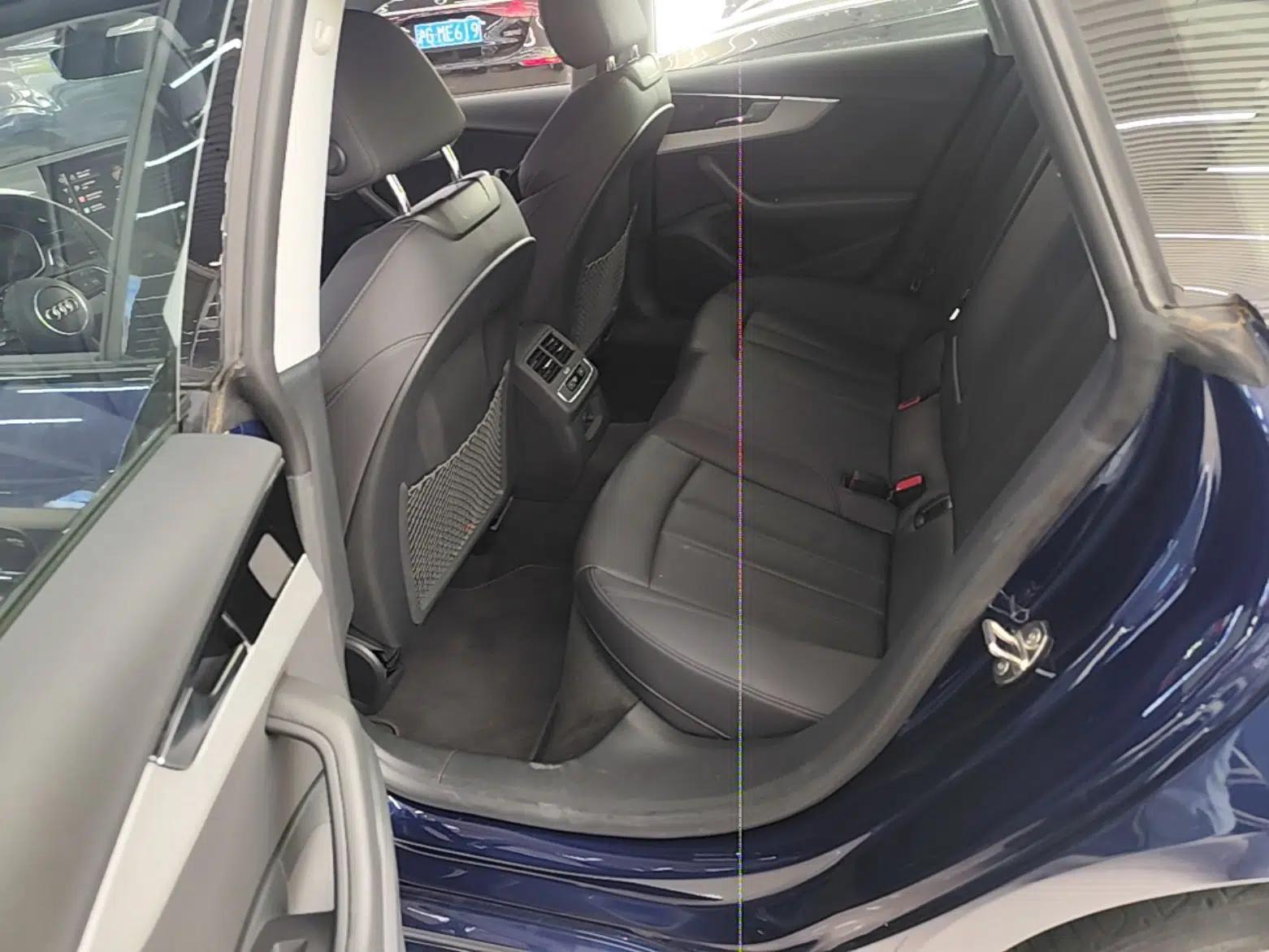 Audi A5 2023 Sportback 40 TFSI Fashionable and Dynamic Model — миниатюра 25