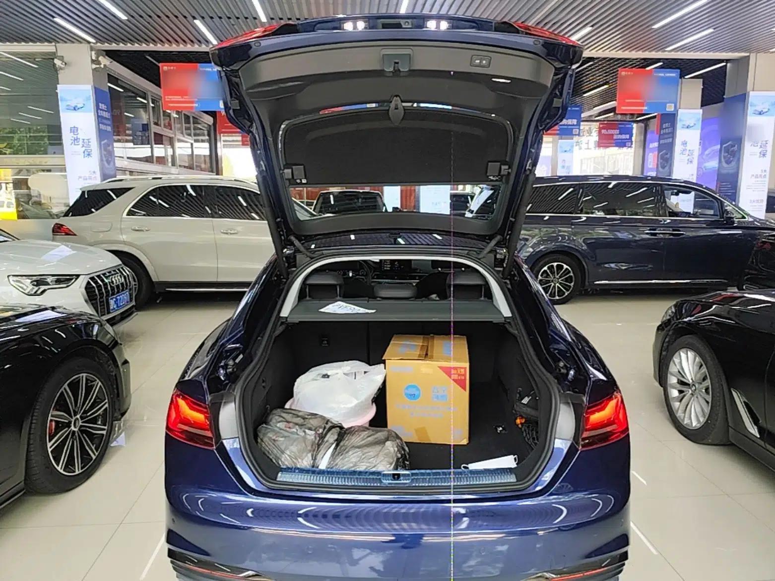 Audi A5 2023 Sportback 40 TFSI Fashionable and Dynamic Model — миниатюра 27