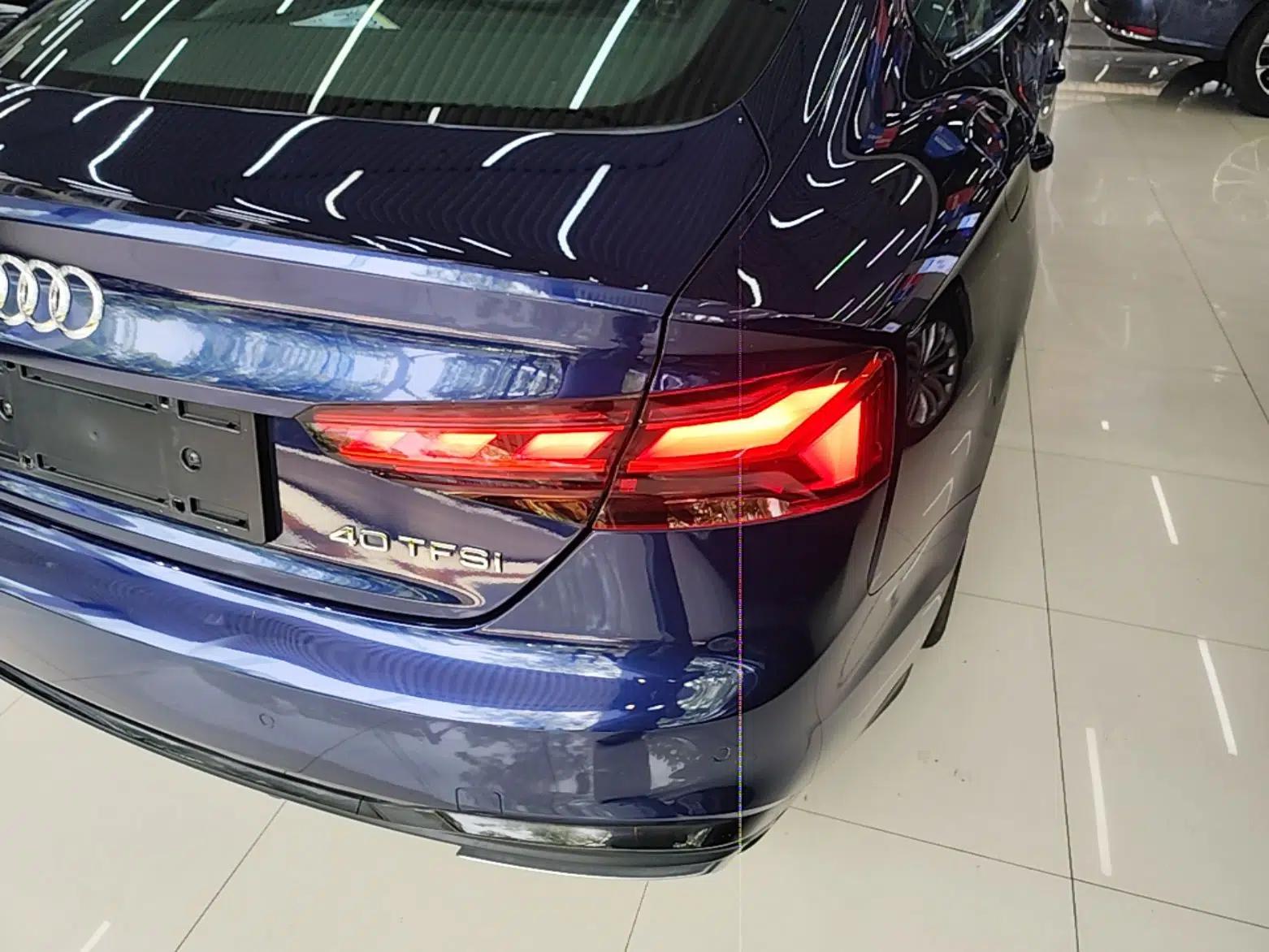Audi A5 2023 Sportback 40 TFSI Fashionable and Dynamic Model — миниатюра 9