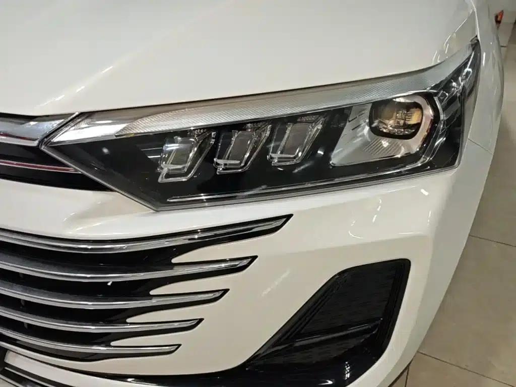 Bestune T77 2023 1.5T Automatic Luxury Edition — миниатюра 24