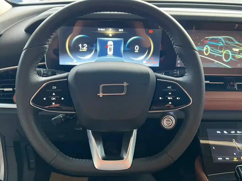 Bestune T99 2023 2.0T Automatic Premium Edition (8AT) — миниатюра 3