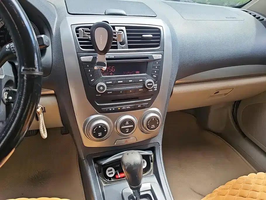Besturn B50 2012 1.6L Automatic Sunroof Model — миниатюра 13