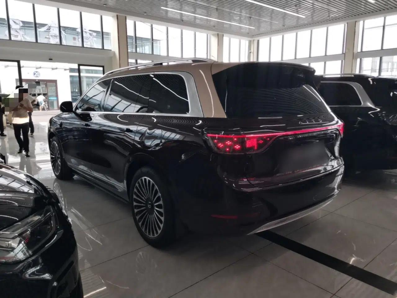 Hima AITO M9 2025 Extended-Range Ultra Version 52 kWh 5-Seater Edition — миниатюра 4