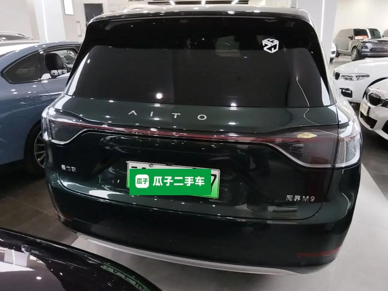 Hima AITO M9 2024 Range-Extended Max Edition 42 kWh 5-Seater Version — миниатюра 5