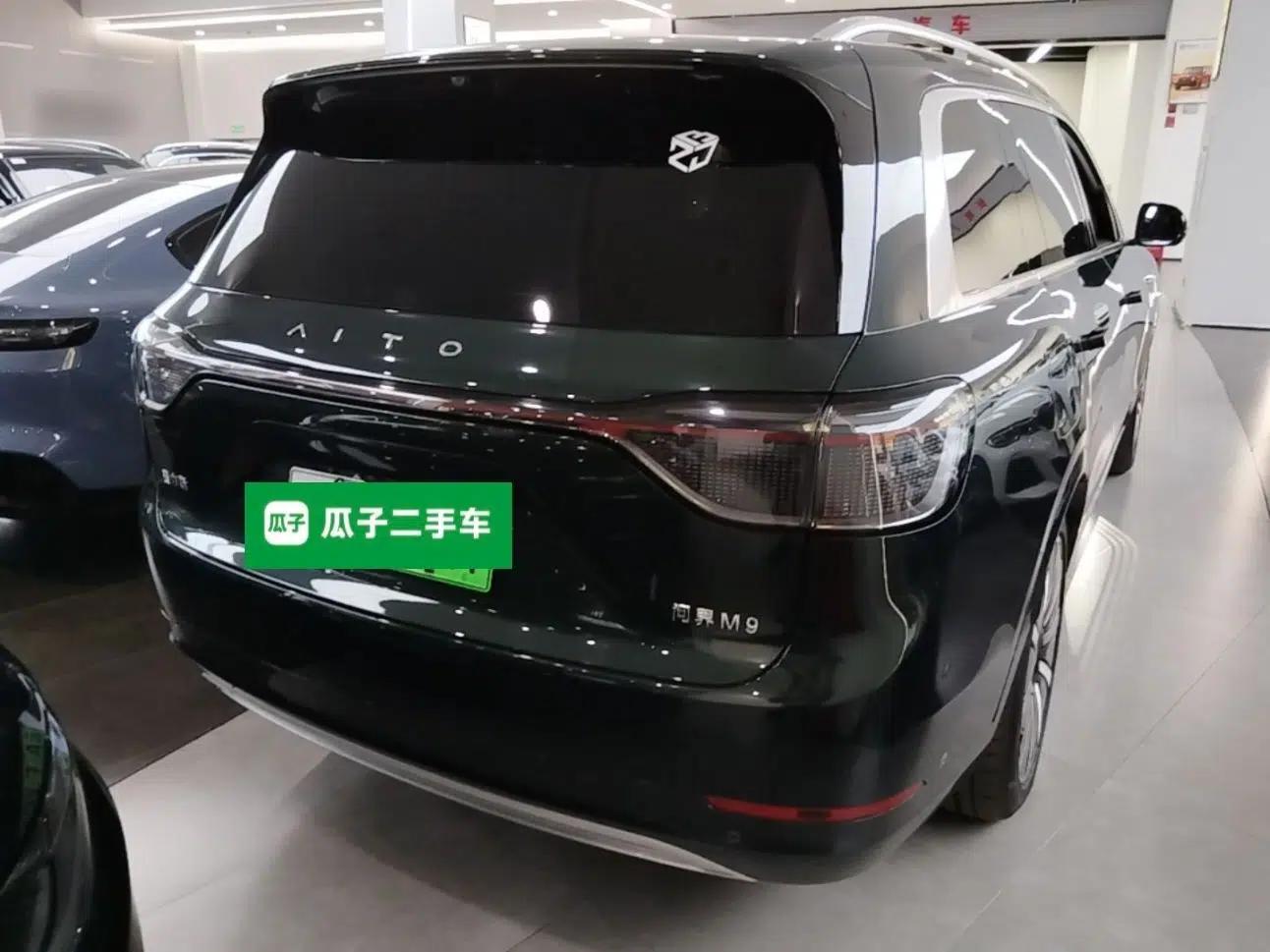 Hima AITO M9 2024 Range-Extended Max Edition 42 kWh 5-Seater Version — миниатюра 6